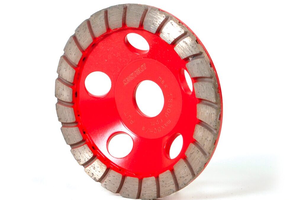 Turbo diamond grinding cup wheel